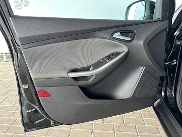 Ford Focus, 2011г., передний привод, механика