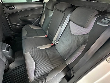 Peugeot 308, 2011г., передний привод, автомат