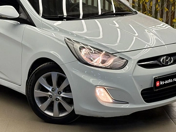 Hyundai Solaris, 2013г., передний привод, автомат