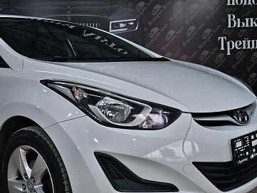 Hyundai Elantra, 2015г., передний привод, автомат