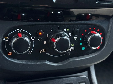 Renault Duster, 2015г., полный привод, механика