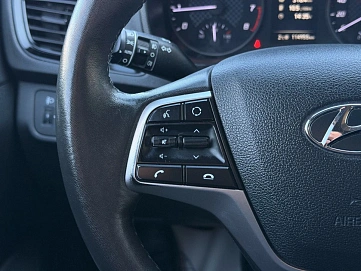 Hyundai Solaris, 2022г., передний привод, автомат