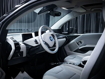 BMW i3, 2019г., задний привод, автомат