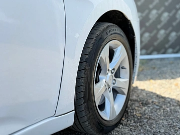 Hyundai i40, 2013г., передний привод, автомат