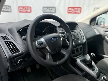 Ford Focus, 2013г., передний привод, механика