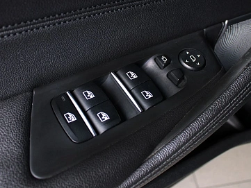 BMW 5 серии, 2017г., задний привод, автомат