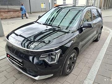 Kia Niro, 2023г, передний привод, автомат