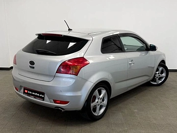 Kia Ceed, 2011г., передний привод, механика