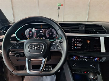 Audi Q3, 2025г., передний привод, робот