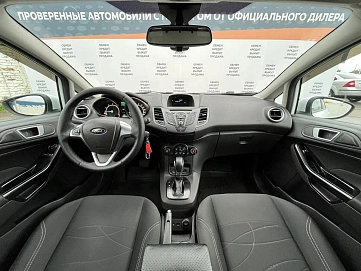 Ford Fiesta, 2016г., передний привод, робот