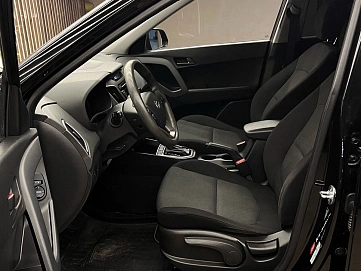 Hyundai Creta, 2018г., передний привод, автомат