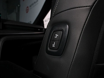 Toyota Camry, 2025г., передний привод, вариатор
