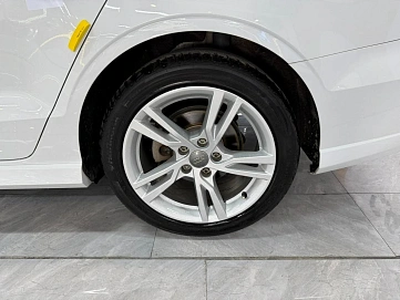 Audi A3, 2018г., передний привод, робот