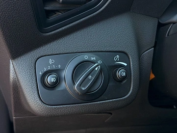 Ford Kuga, 2017г., передний привод, автомат