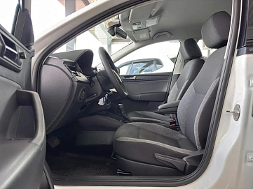 Skoda Rapid, 2021г., передний привод, автомат
