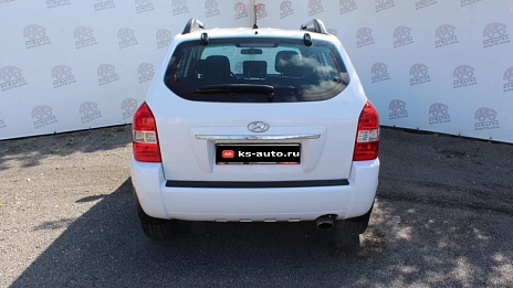 Hyundai Tucson, 2008г., передний привод, механика