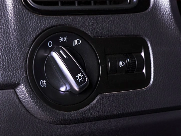 Volkswagen Polo, 2019г., передний привод, автомат