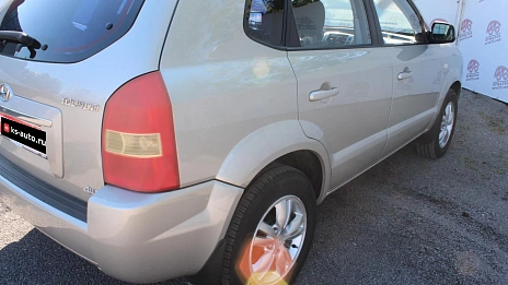 Hyundai Tucson, 2008г., передний привод, механика