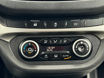Lada (ВАЗ) Vesta, 2018г., передний привод, робот