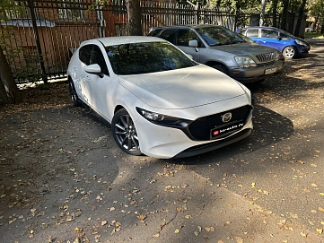Mazda 3, 2019г, передний привод, автомат