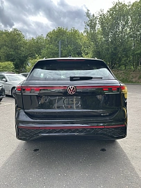 Volkswagen Tiguan, 2026г., полный привод, робот