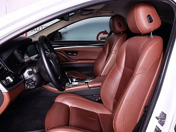 BMW 5 серии, 2016г., задний привод, автомат