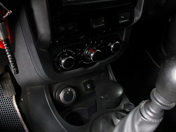Renault Duster, 2016г., полный привод, механика