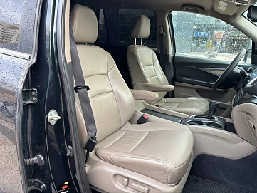 Honda Pilot, 2015г., полный привод, автомат