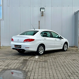 Peugeot 408, 2014г., передний привод, автомат