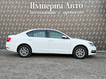 Skoda Octavia, 2019г., передний привод, автомат