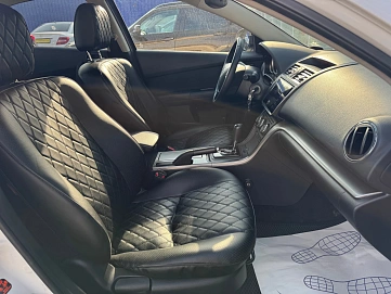 Mazda 6, 2010г., передний привод, автомат