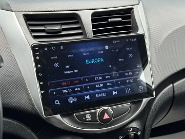 Hyundai Solaris, 2015г., передний привод, автомат