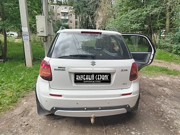 Suzuki SX4, 2008г., полный привод, механика