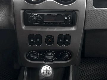 Renault Logan, 2012г., передний привод, механика
