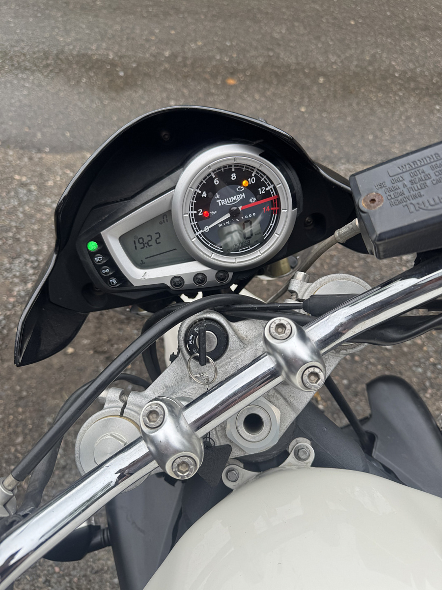 Triumph Street Triple, 2008г.