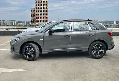 Audi Q3, 2026г, передний привод, робот