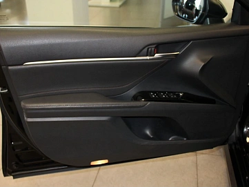 Toyota Camry, 2018г., передний привод, автомат