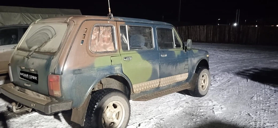 Lada (ВАЗ) 2131 (4x4), 1998г., полный привод, механика