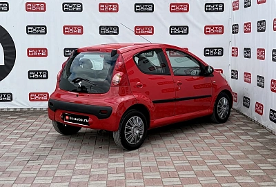 Peugeot 107, 2007г., передний привод, робот