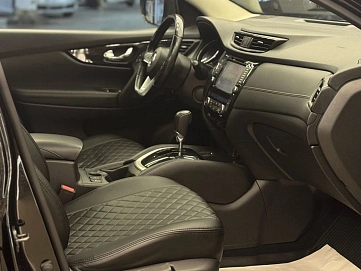 Nissan Qashqai, 2021г., передний привод, вариатор