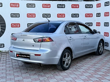 Mitsubishi Lancer, 2010г., передний привод, автомат