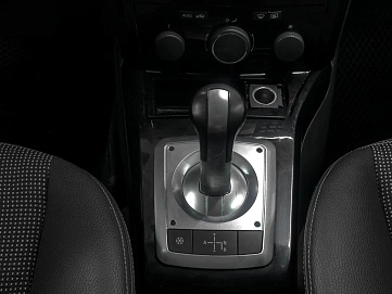 Opel Astra, 2011г., передний привод, робот