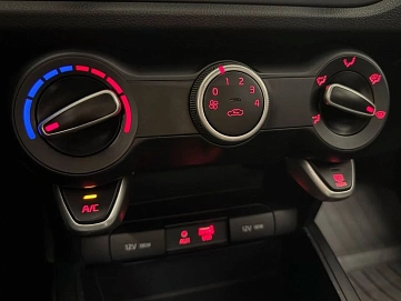 Kia Rio, 2019г., передний привод, механика