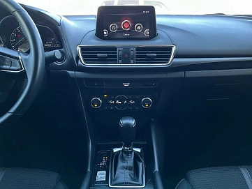 Mazda 3, 2019г., передний привод, автомат