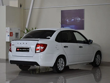 Lada (ВАЗ) Granta, 2022г., передний привод, механика