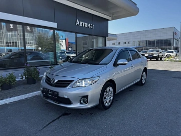 Toyota Corolla, 2012г., передний привод, механика