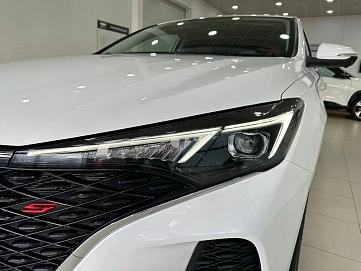 Changan Eado Plus, 2023г., передний привод, робот