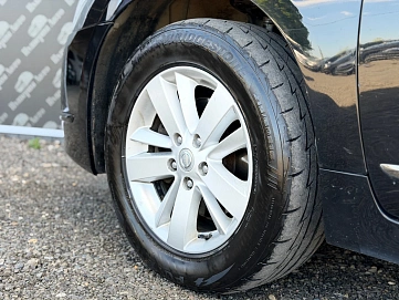 Nissan Teana, 2012г., передний привод, вариатор