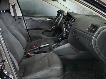 Volkswagen Jetta, 2013г., передний привод, автомат
