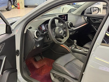 Audi Q2, 2022г., передний привод, робот